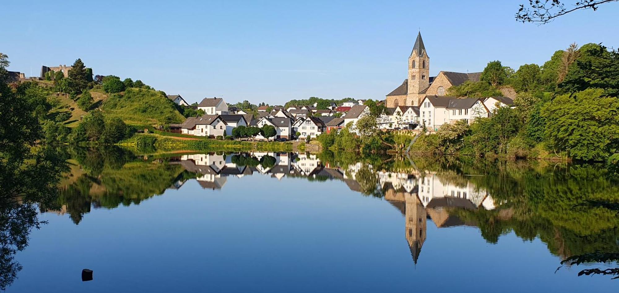 Ferienwohnung Maarburg Ulmen Номер фото